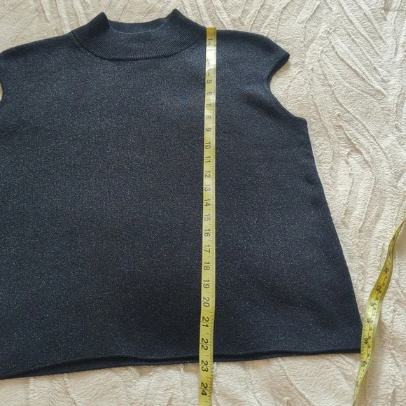 EUC Coldwater Creek Mock Neck Sleeveless Top - Picture 7 of 7